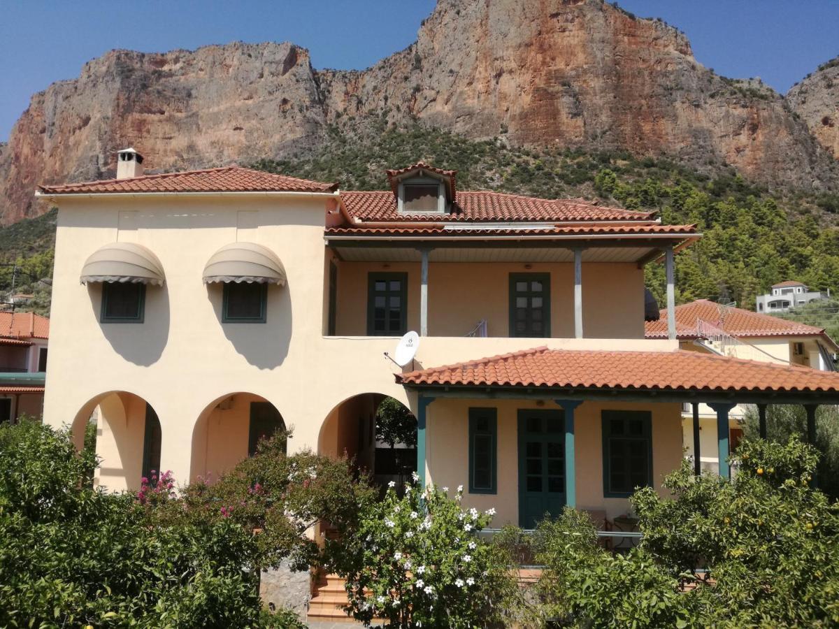 Apartamento The Valkyries 2 Leonídion Exterior foto